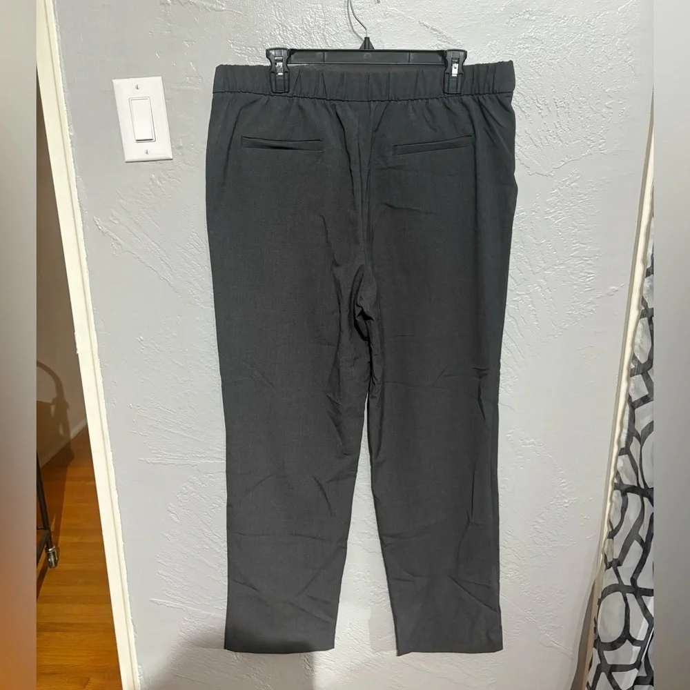 NWT Stretchy Pull-On Dark Grey Dress Pants - Picture 5 of 5